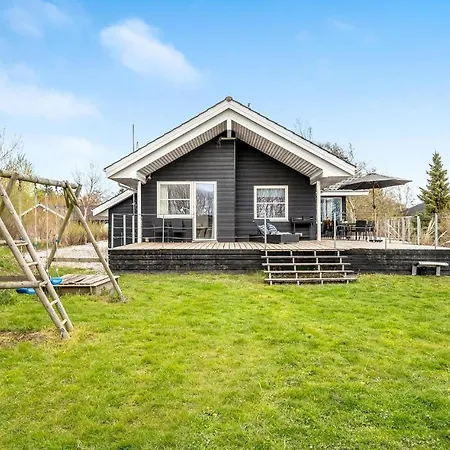 Semesterbostad 5 Bedroom Awesome In