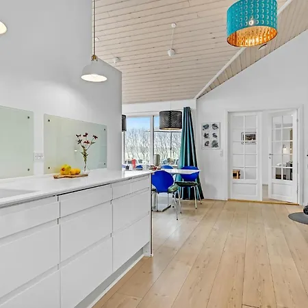 Semesterbostad 5 Bedroom Awesome In