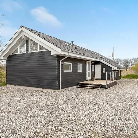 Semesterbostad 5 Bedroom Awesome In